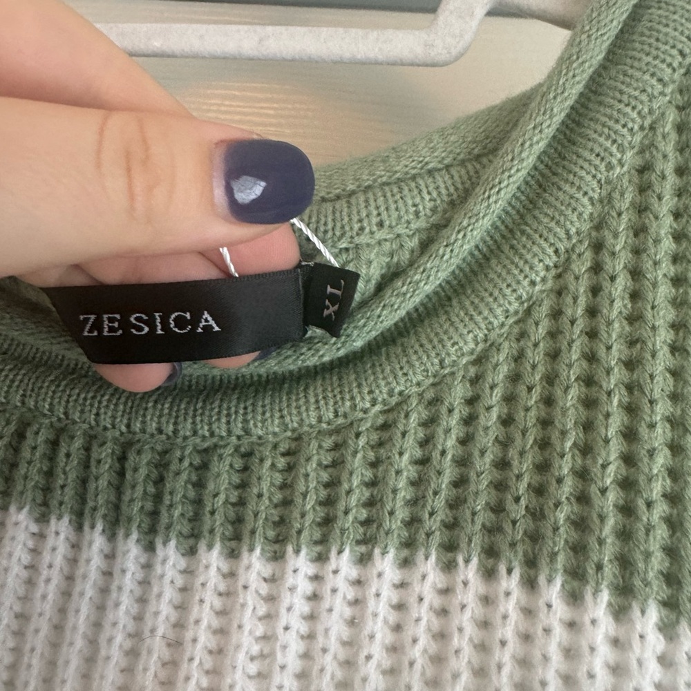 Striped Amazon Sweater - Picture 5 of 7